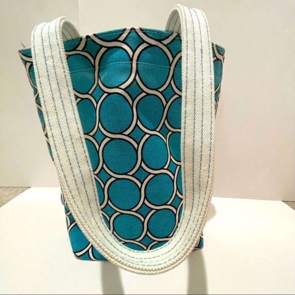 Saltbox Canvas tote - Picture 3 of 9